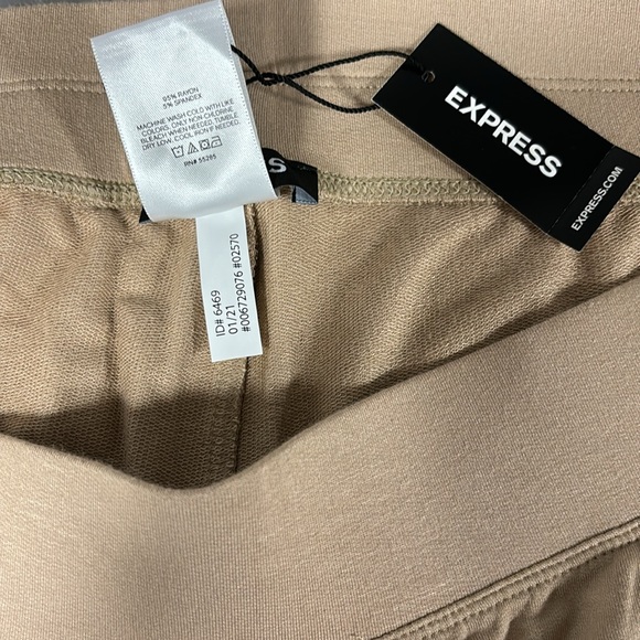 High Waisted Soft Slim Joggers - Picture 5 of 6